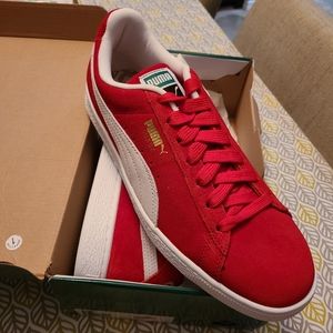 NEW Puma Suede Classic - red - 10.5